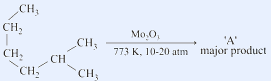 2-methylhexane (branched C7 alkane) undergoing aromatization.